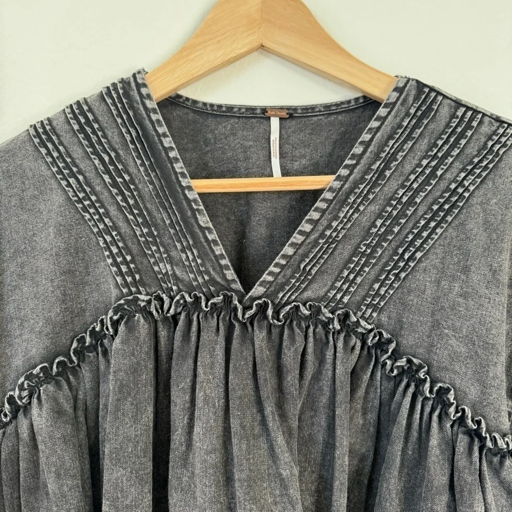 Free People Charlotte Gray Acid Denim Blouse Puff Sleeves XS Boho